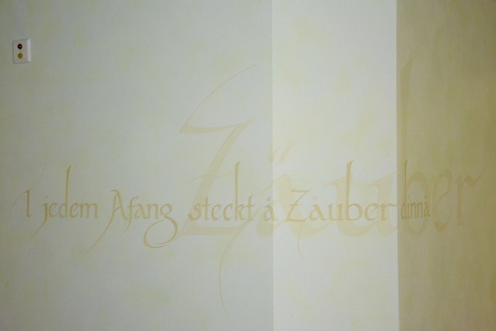 Kalligraphische Elemente, Kantonsspital Uri